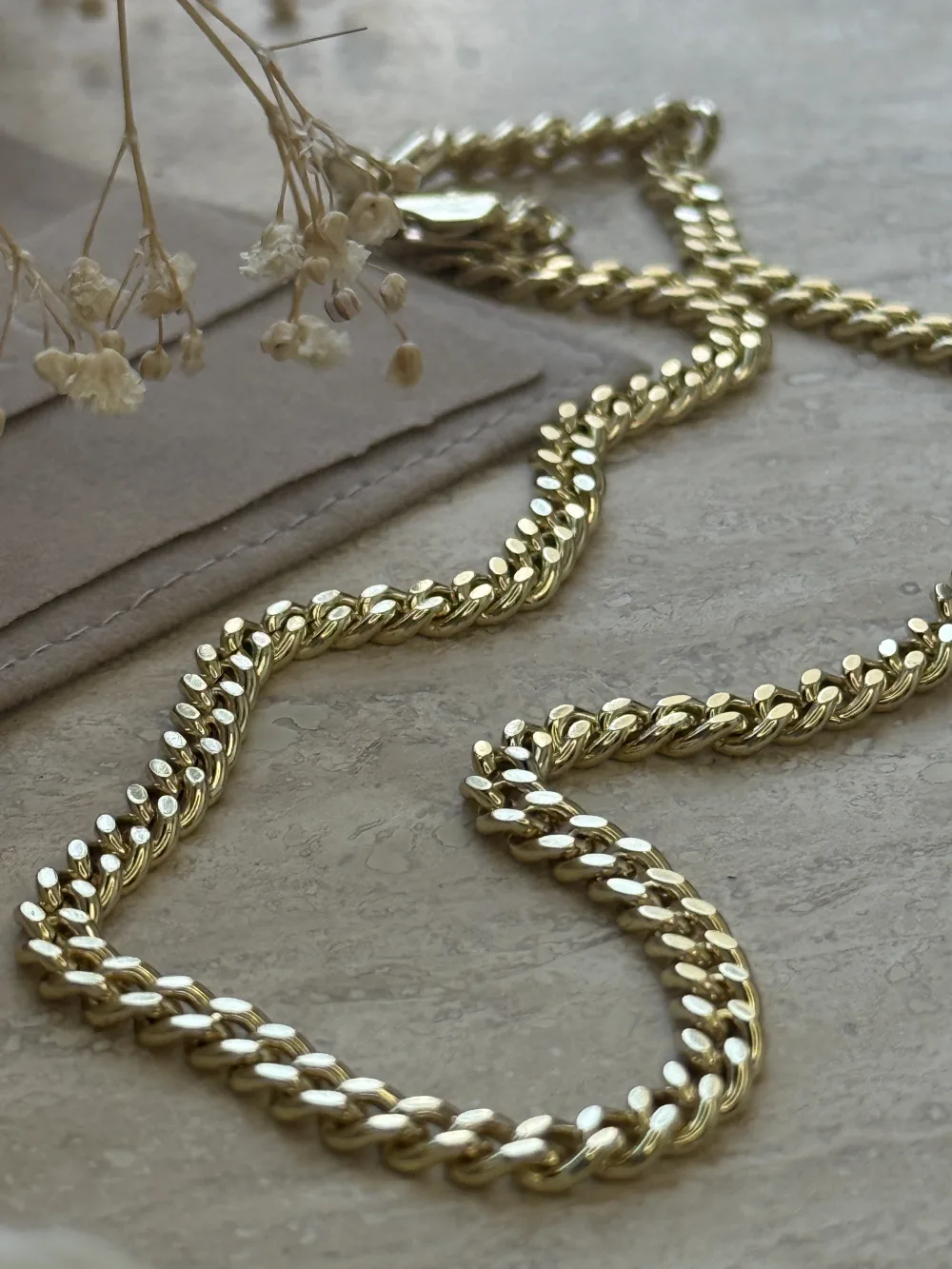 Lyren · Tavra Necklace