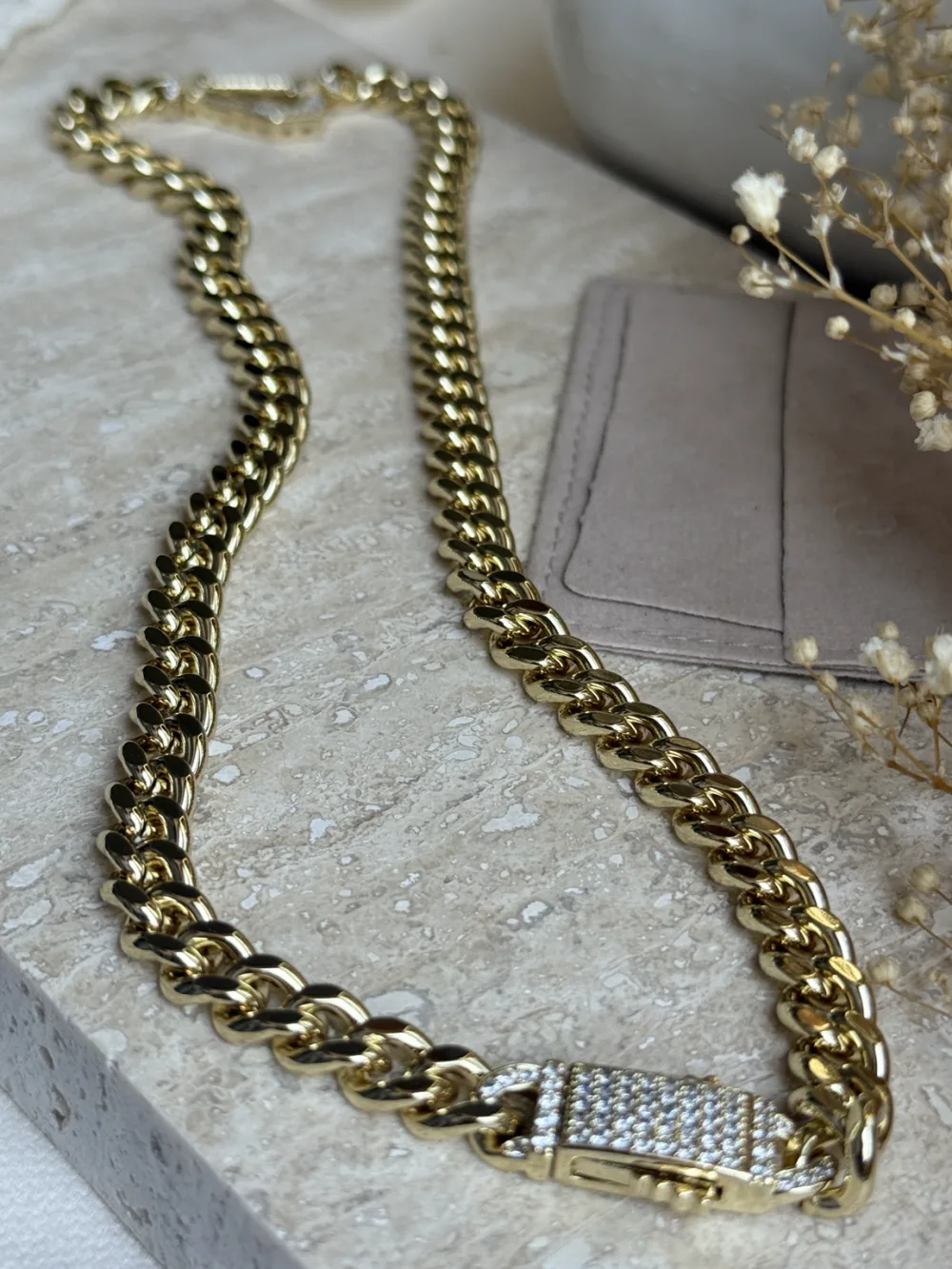 Lyren · Anchor Necklace