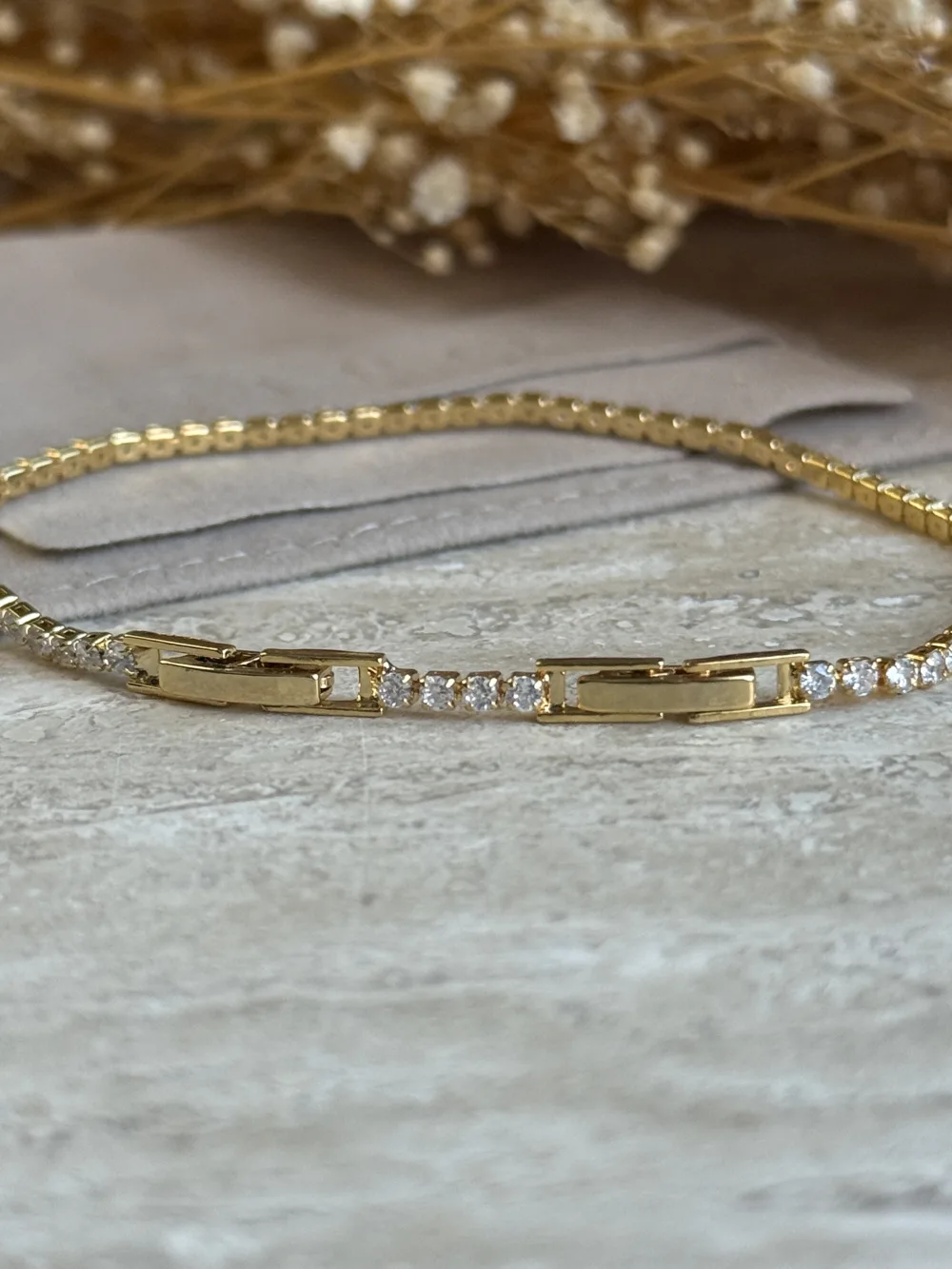         Elyra · Lumière Link