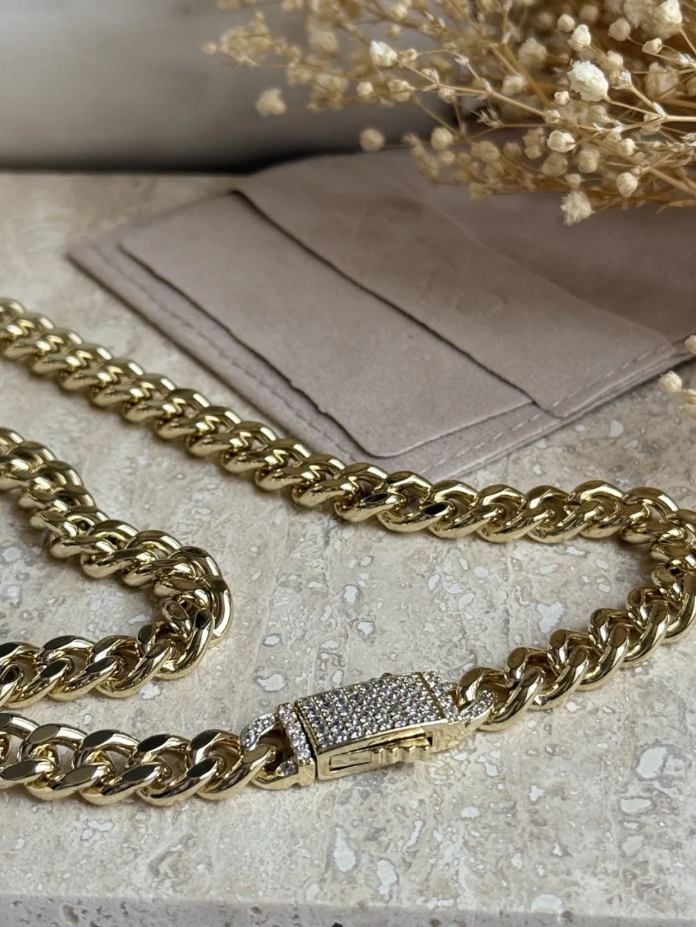 Lyren · Anchor Necklace