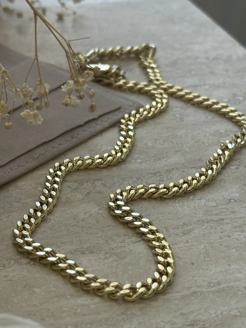 Lyren · Tavra Necklace